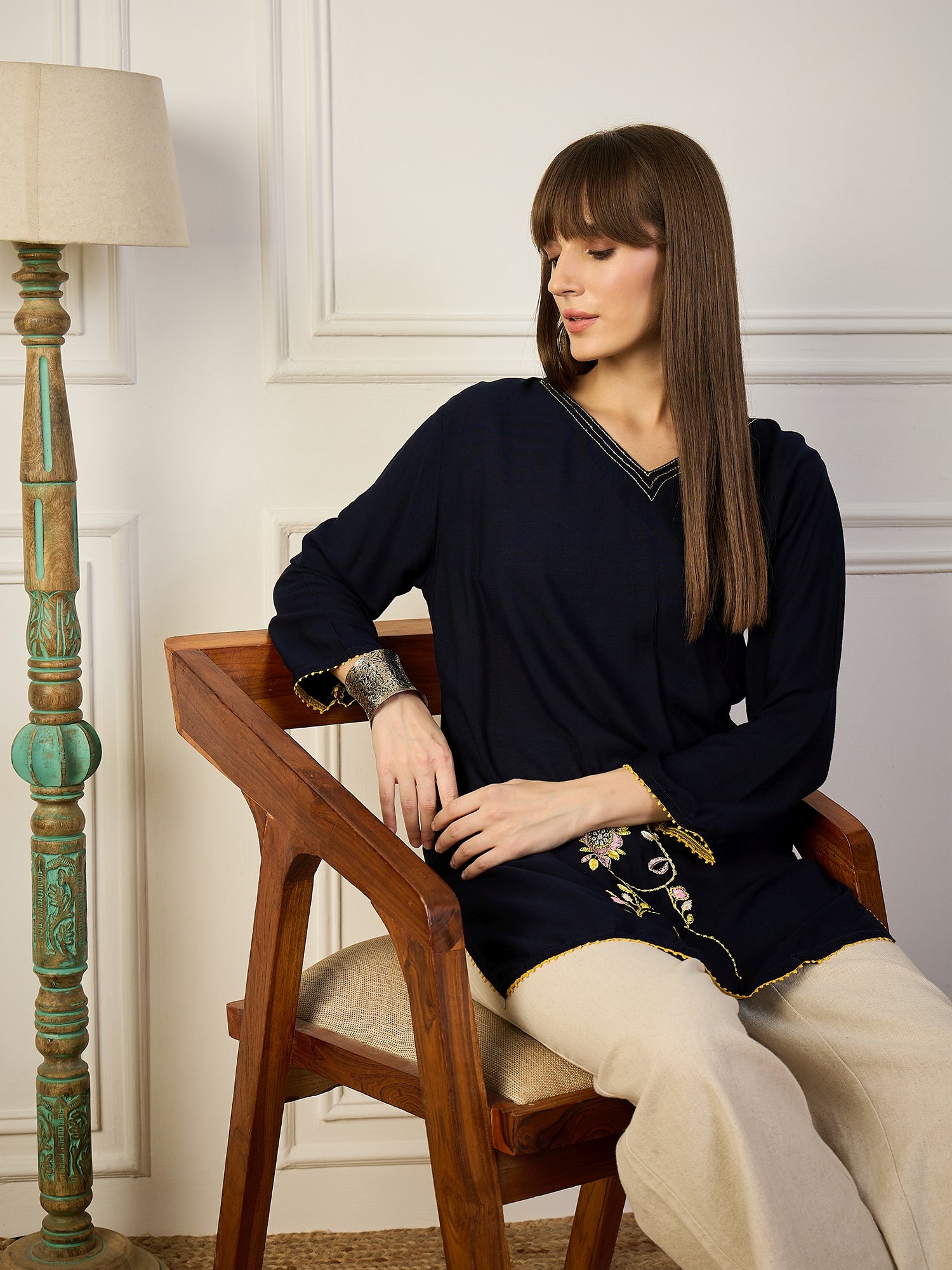 MIDNIGHT BLOSSOM | Navy Floral Embroidered Short Kurta