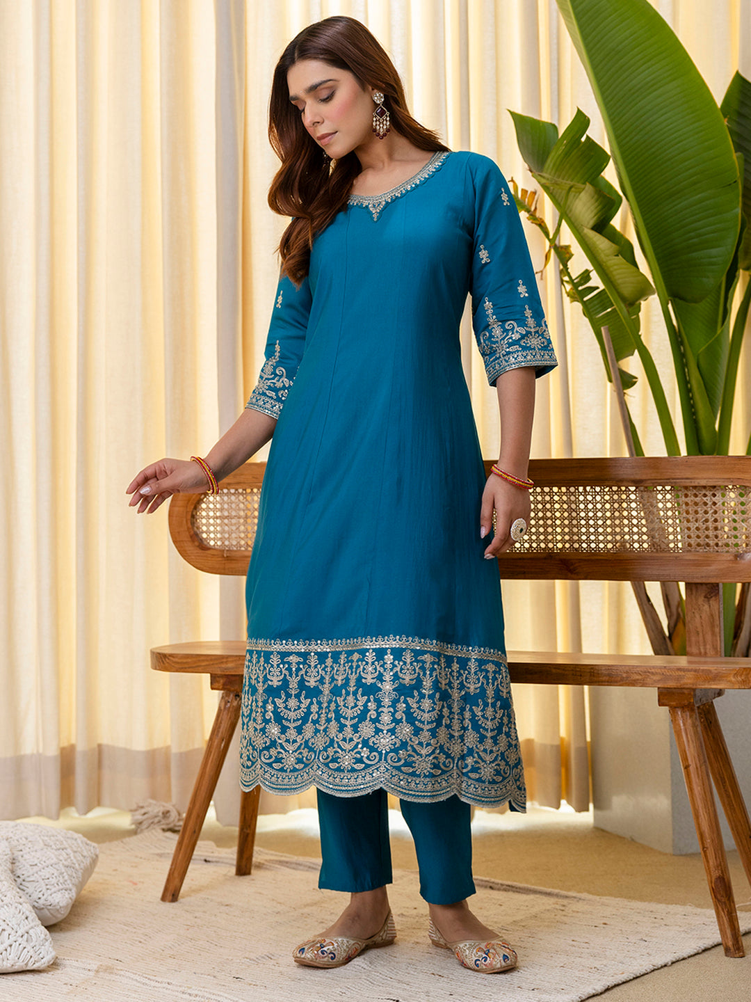 Vireya Rama Embroidered Kurta Set