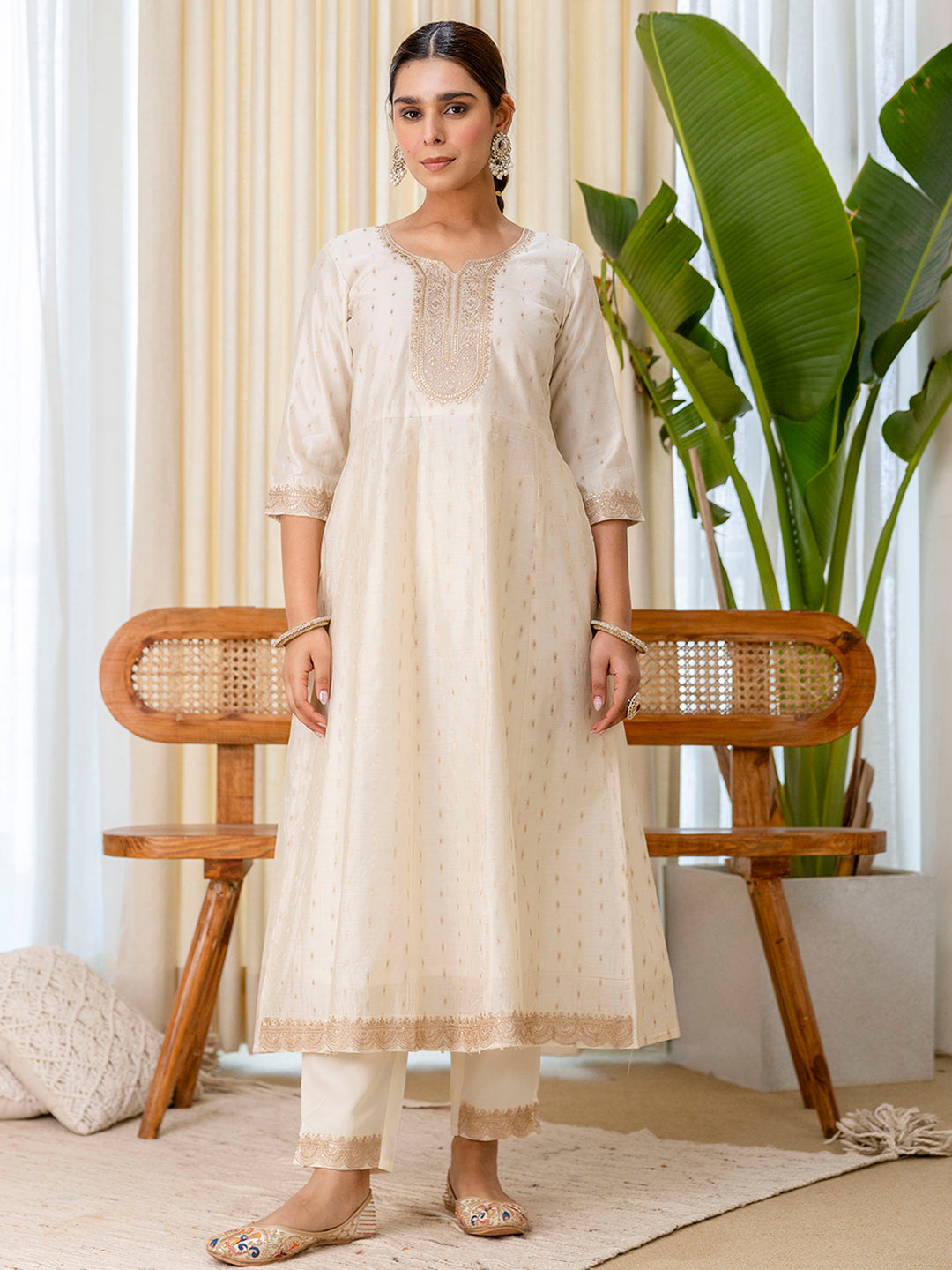 Sattva White Embroidered Kurta Set