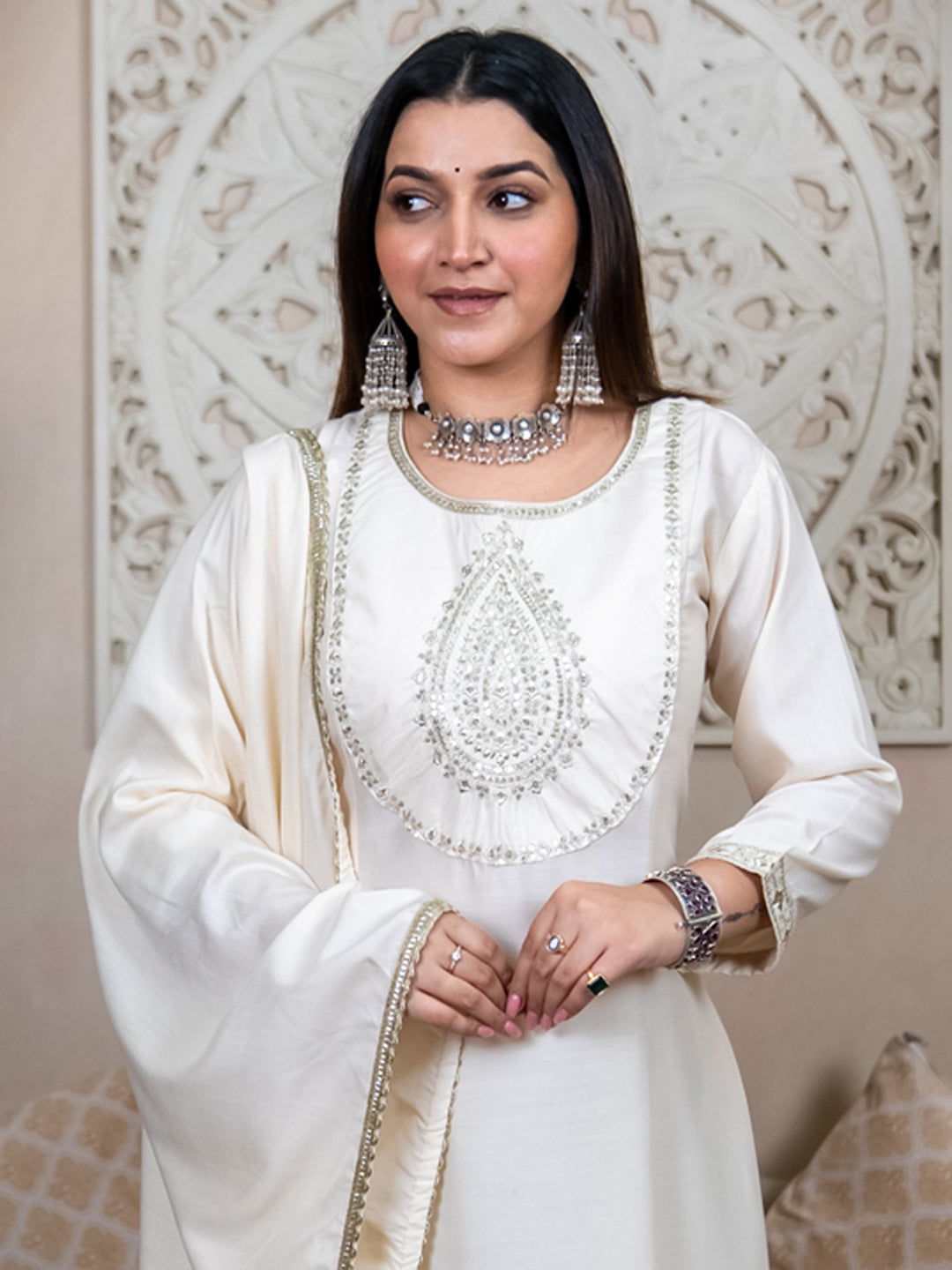 Sharvani White Flared Anarkali Kurta Set – Silk Blend with Lace Border Dupatta