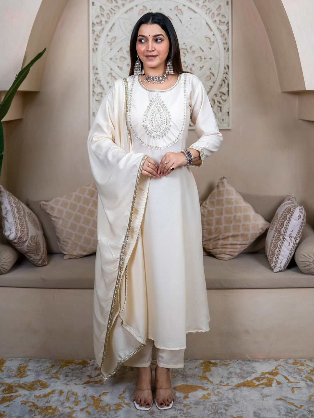 Sharvani White Flared Anarkali Kurta Set – Silk Blend with Lace Border Dupatta