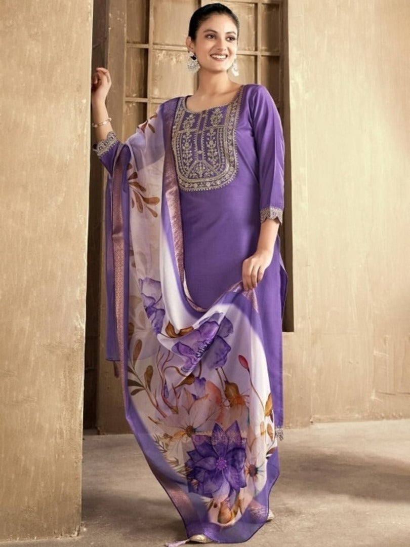 Women's Embroidered Rayon Slub 3-Piece Kurta Set.