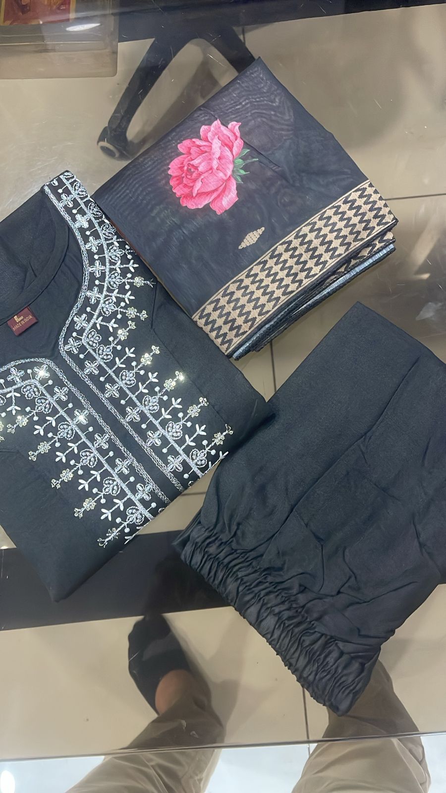 Women's Embroidered Cotton Magic Kurta Set.