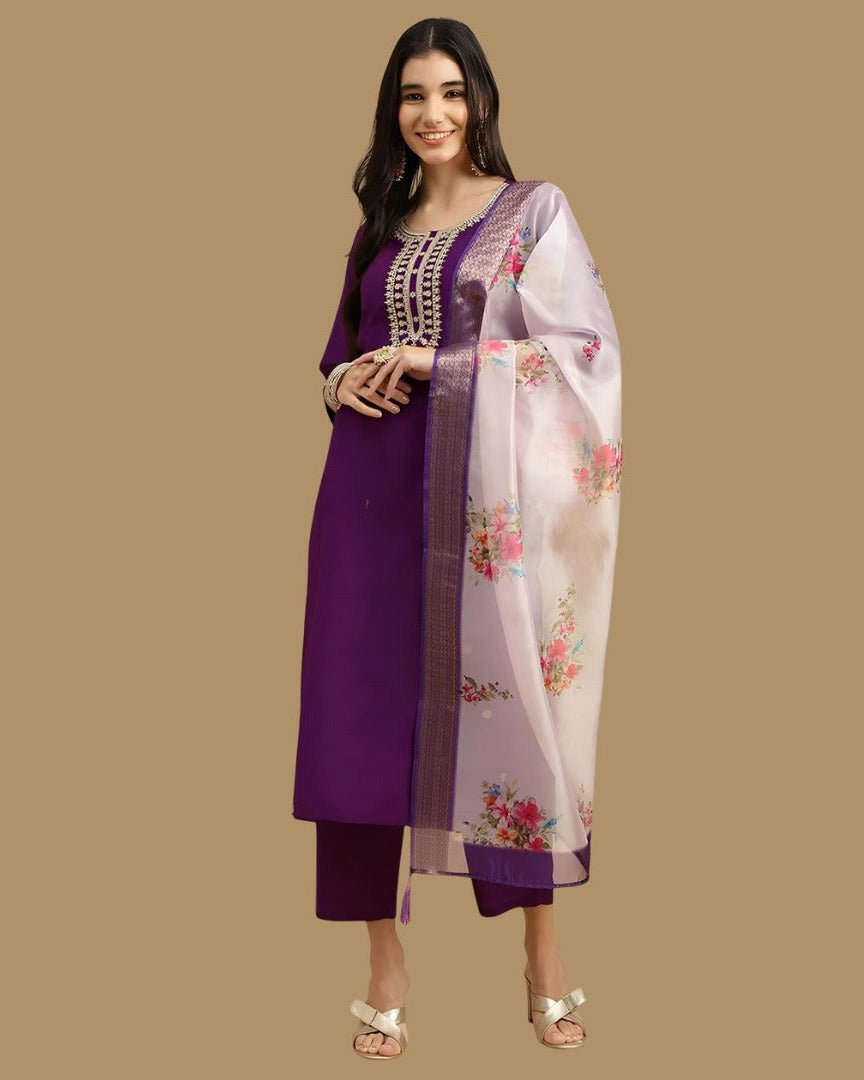 Women's Embroidered Rayon Slub Kurta Set